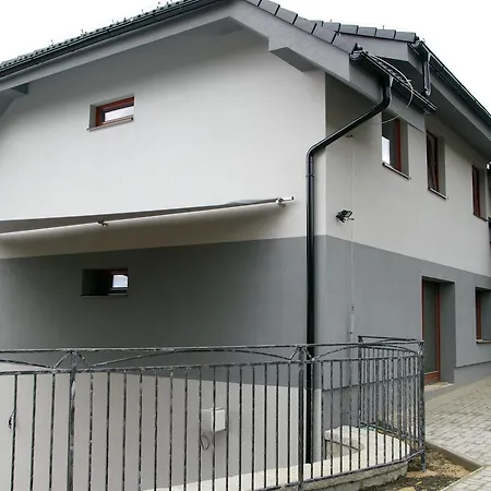 Trio Ξενοδοχείο